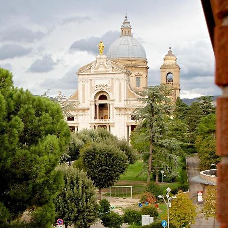 Hotel Donnini Assisi Dış mekan fotoğraf