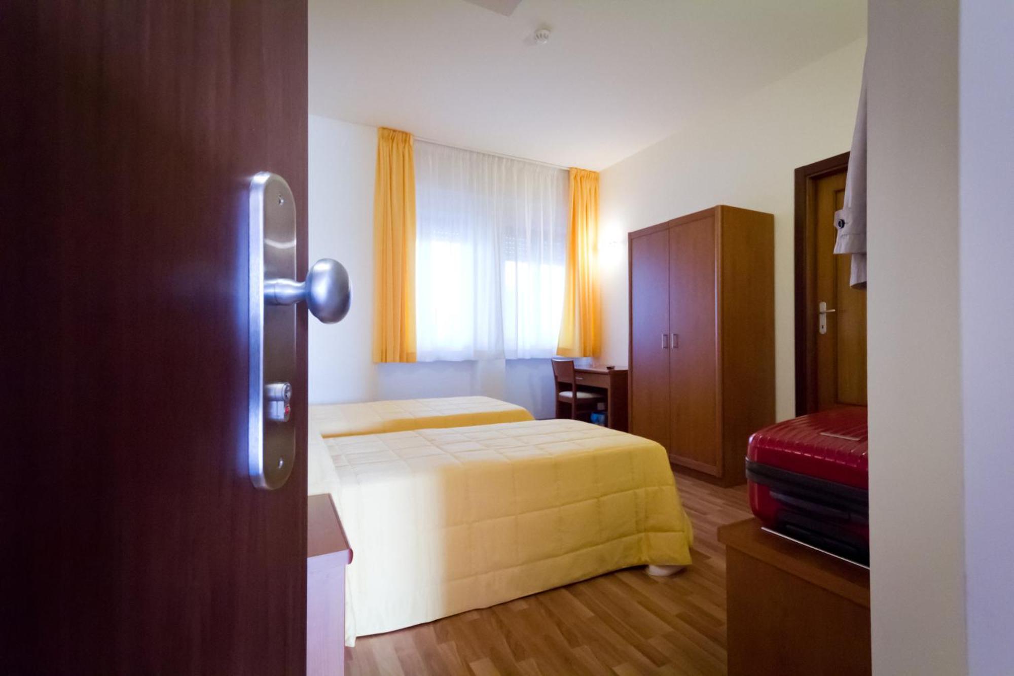 Hotel Donnini Assisi Dış mekan fotoğraf